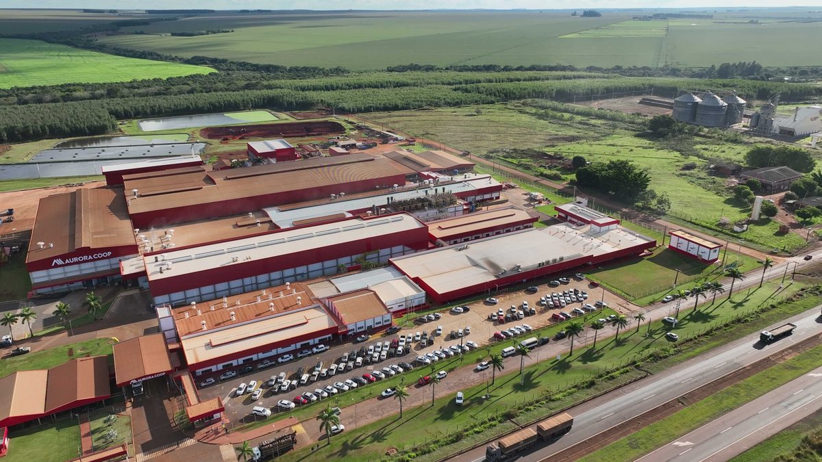 Vista aérea do frigorífico de suínos da Aurora Coop em São Gabriel do Oeste, Mato Grosso do Sul
