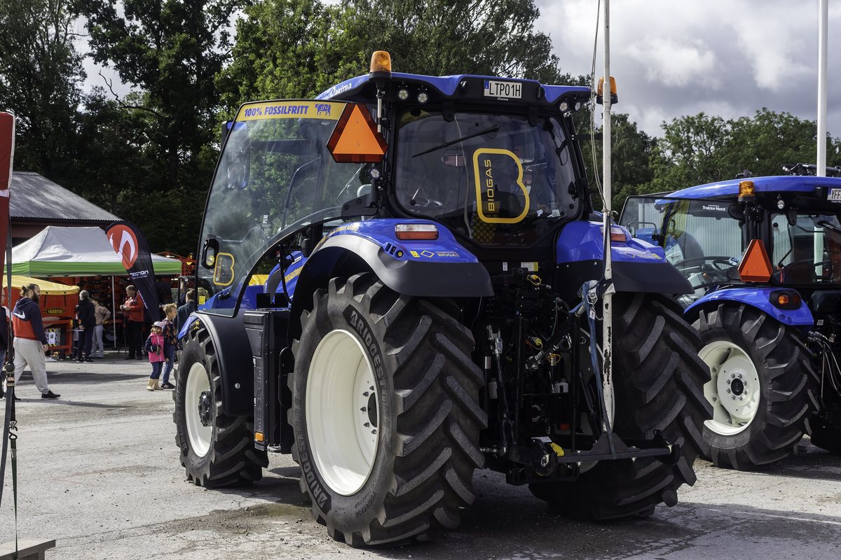 Trator New Holland T6.180 Methane Power movido a metano