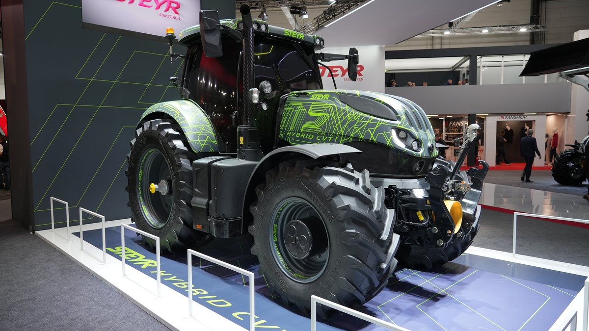 Trator híbrido Steyr Hybrid CVT na Agritechnica 2023